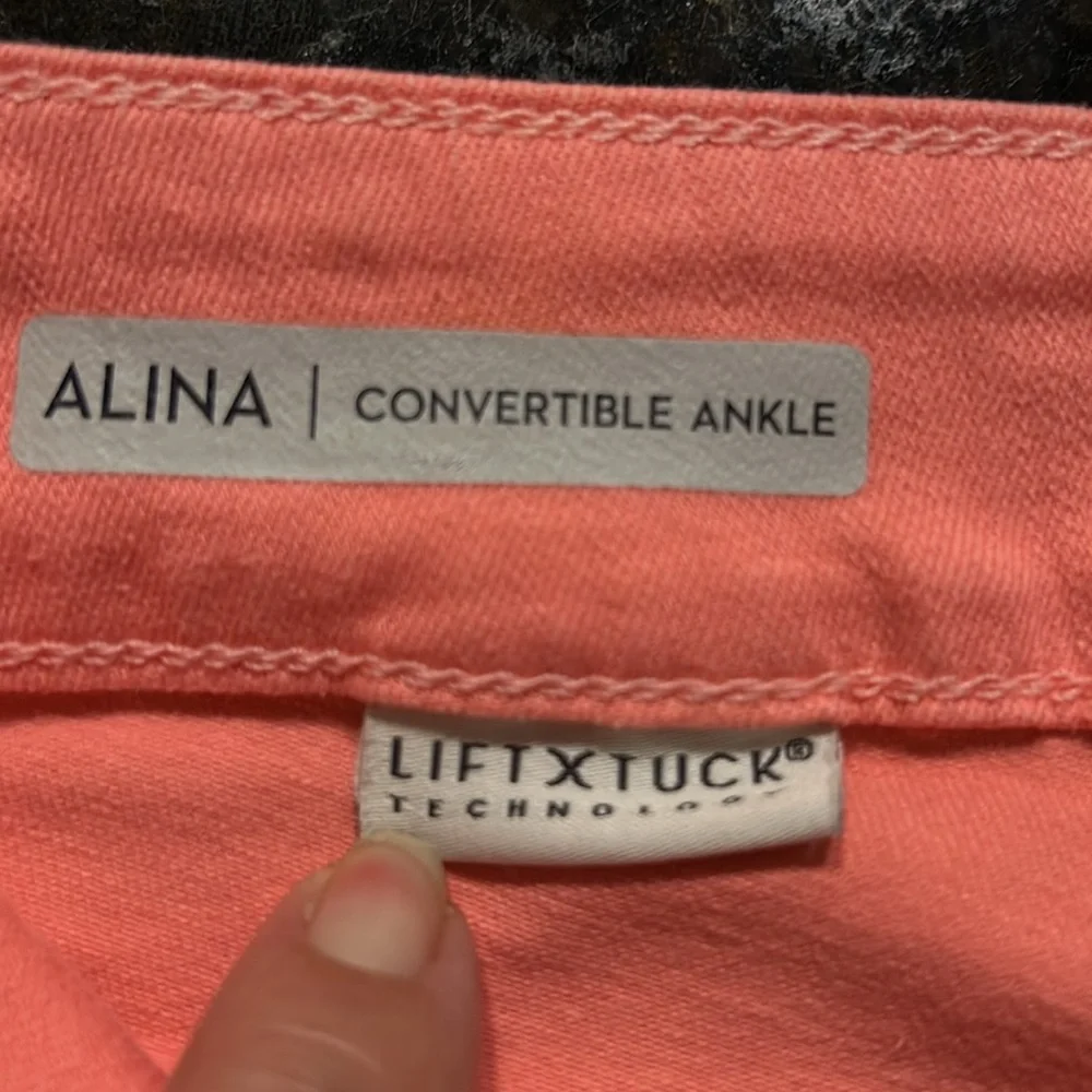 NYDJ Los Angeles Alina Lift x Tuck technology convertible ankle coral jeans 00P - Picture 6 of 7